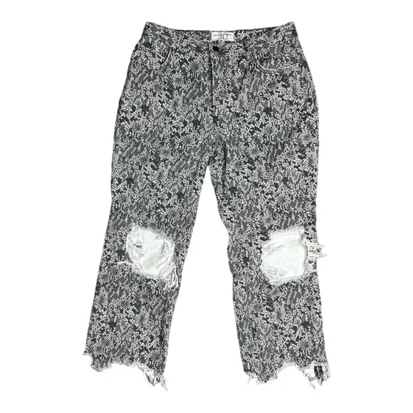 We The Free animal print cropped distressed denim pant sz 30 buttonfly j… - Picture 2 of 8
